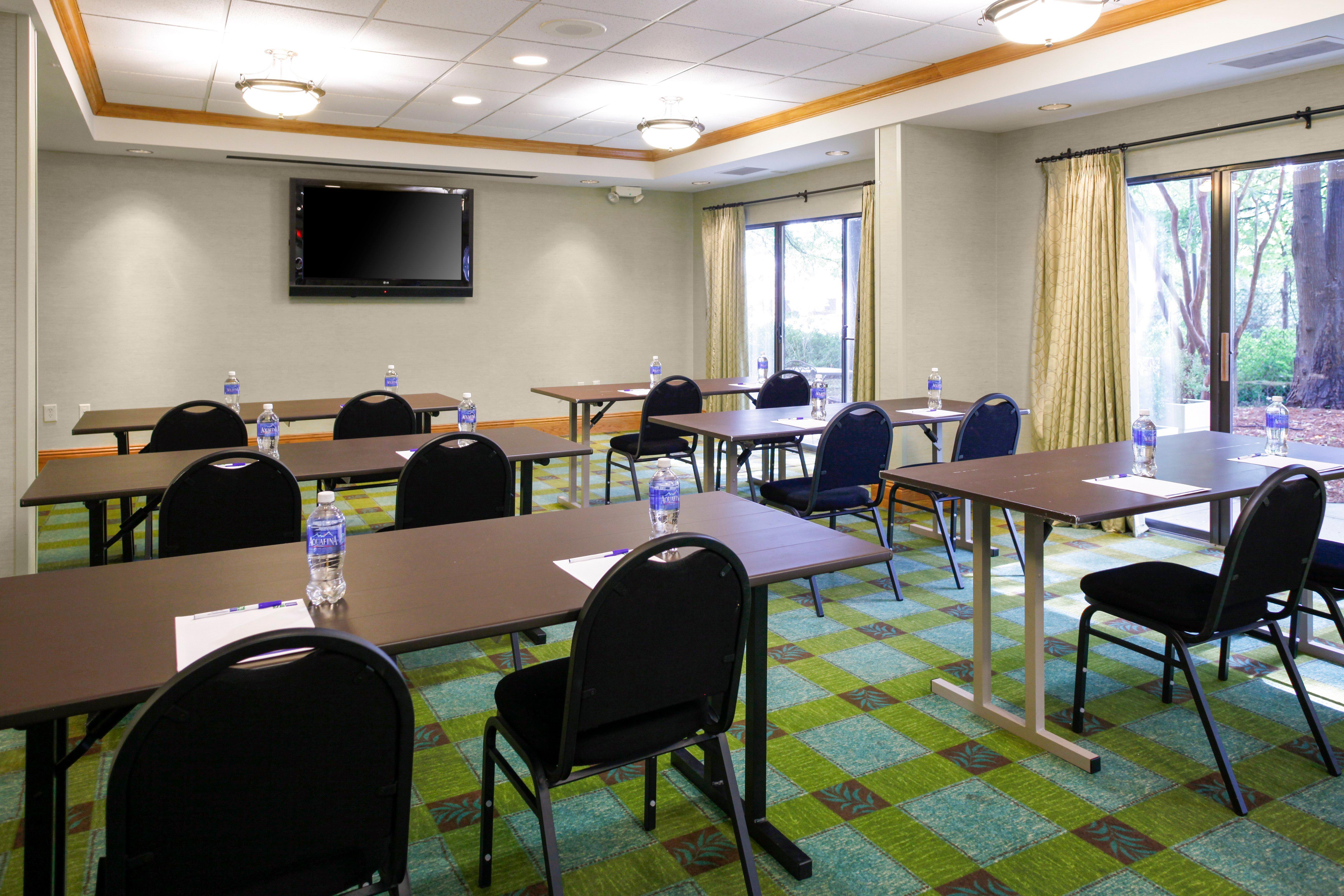 Holiday Inn Express Hotel & Suites Atlanta Buckhead By Ihg Zewnętrze zdjęcie