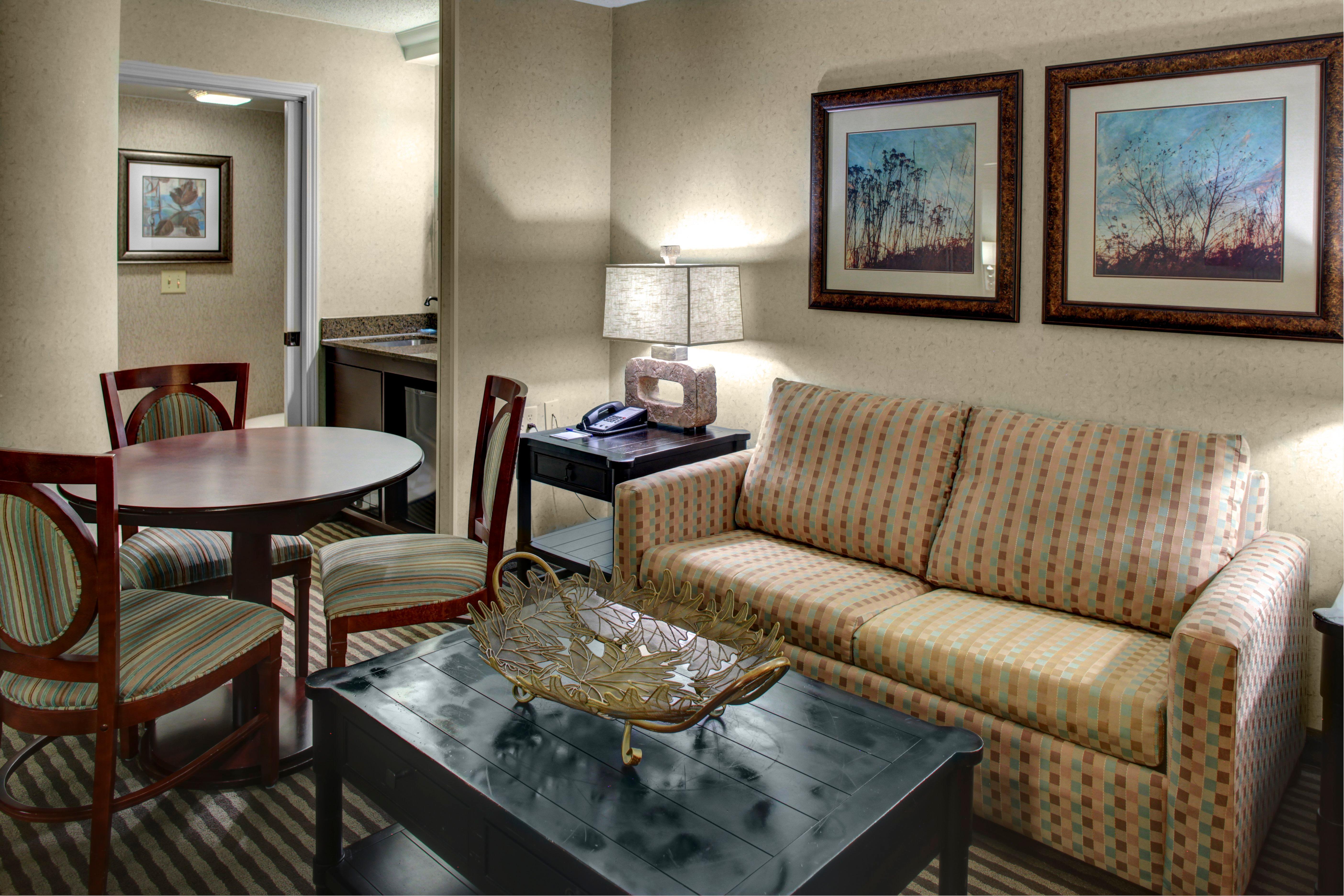 Holiday Inn Express Hotel & Suites Atlanta Buckhead By Ihg Zewnętrze zdjęcie