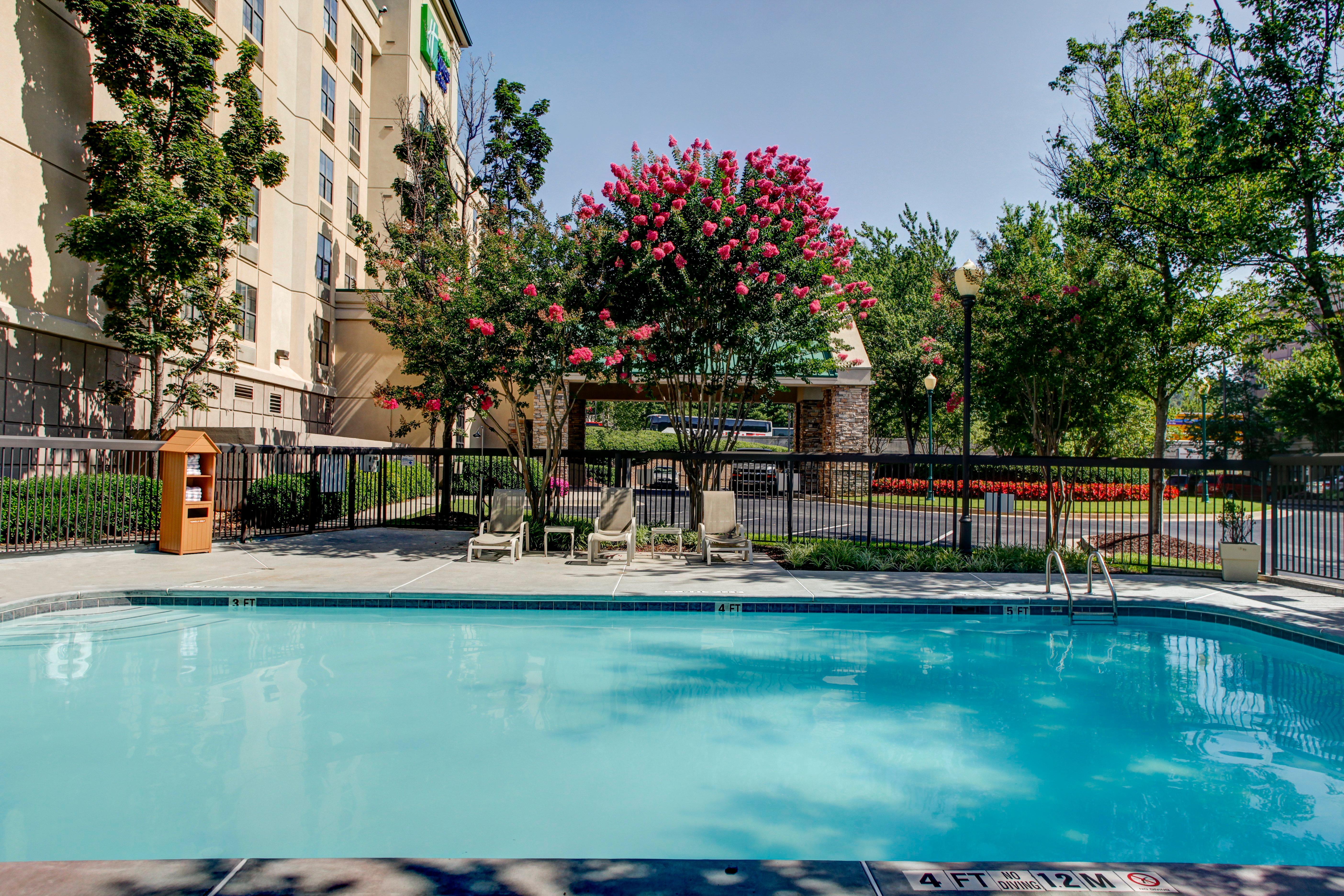 Holiday Inn Express Hotel & Suites Atlanta Buckhead By Ihg Zewnętrze zdjęcie