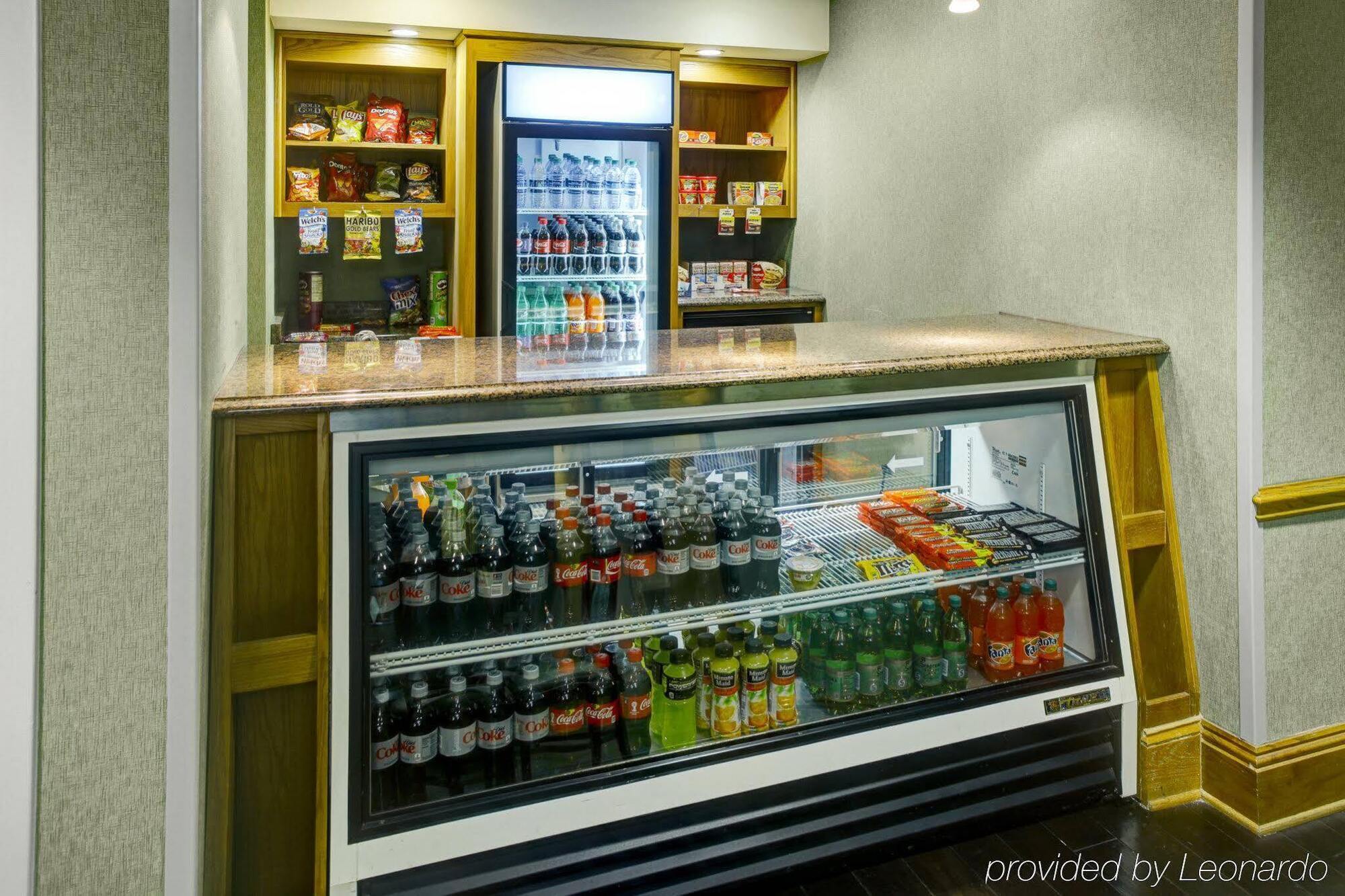 Holiday Inn Express Hotel & Suites Atlanta Buckhead By Ihg Zewnętrze zdjęcie